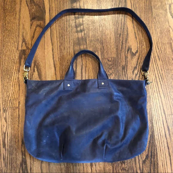 Clare V Handbags - Clare V Messenger bag in Navy